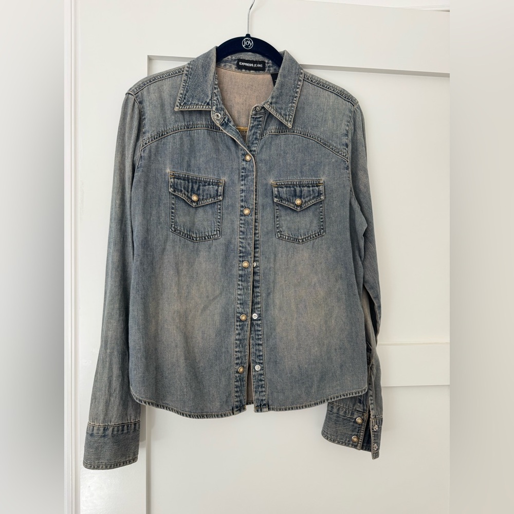 EXPRESS Denim Button-Up Shirt